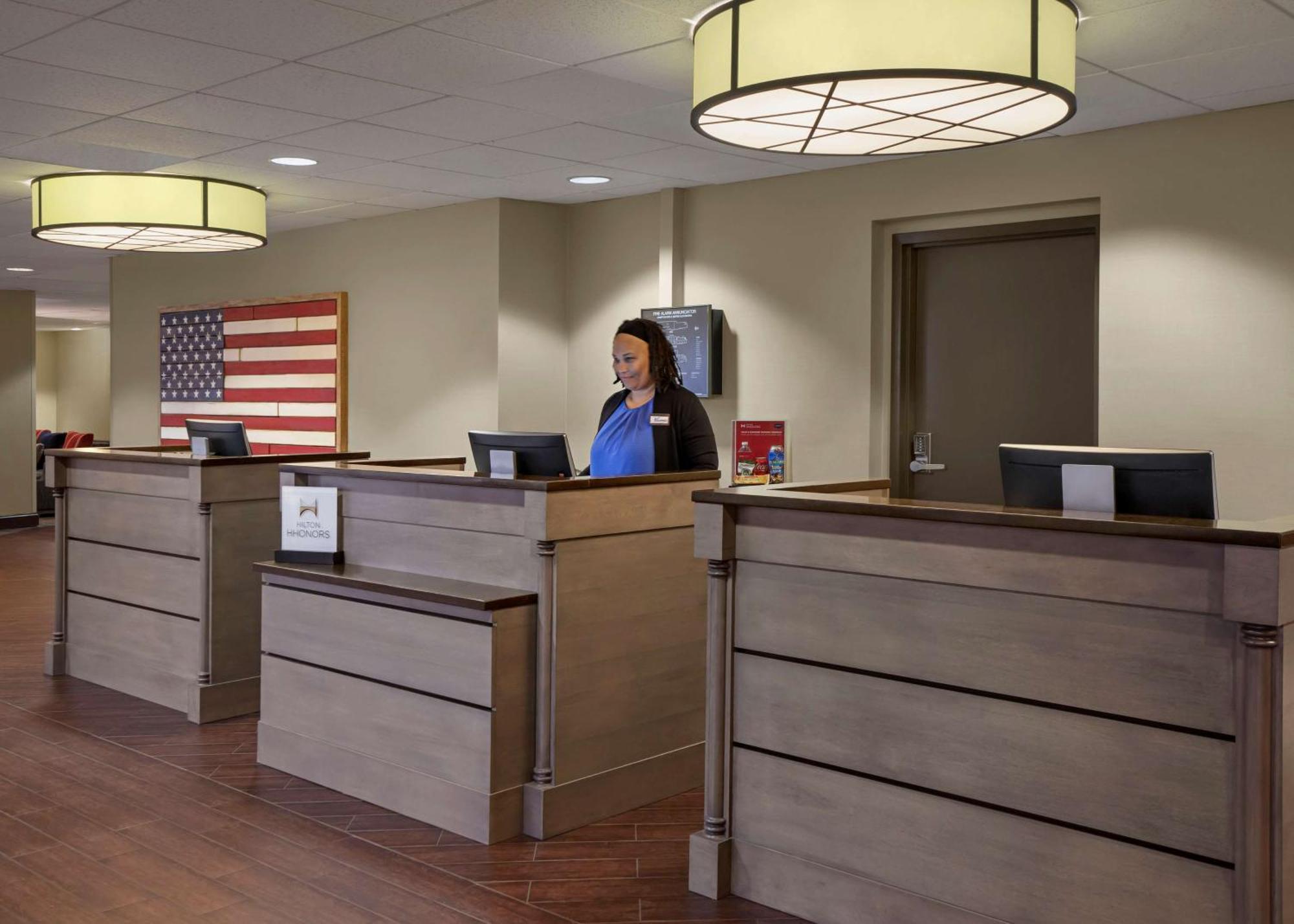 Hampton Inn & Suites Alexandria Old Town Area South Eksteriør bilde